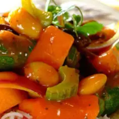 Jak przygotować idealne ragout drobiowe z warzywami i przyprawami